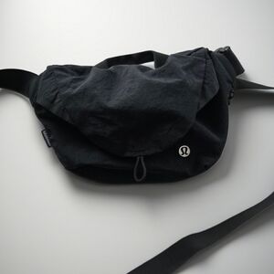 lululemon Curved Crossbody Bag 3L